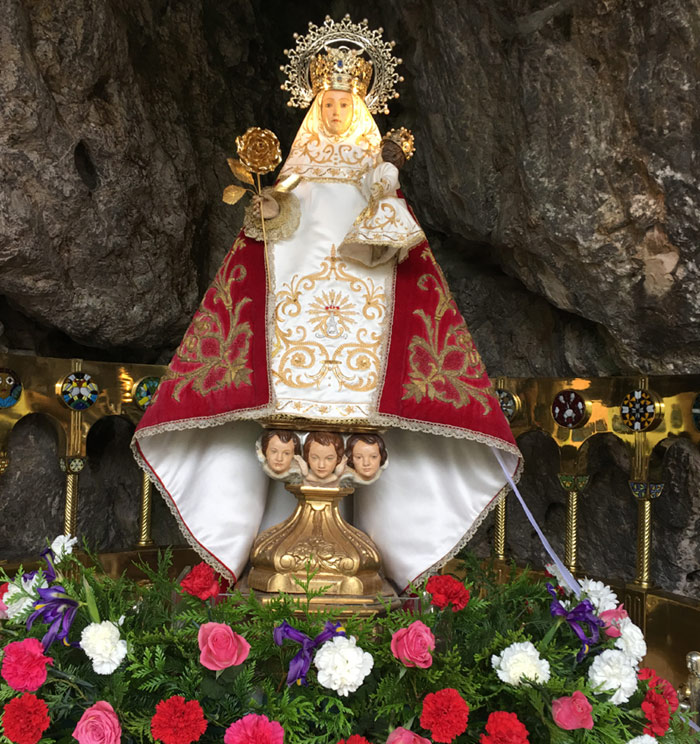 Novena de la Virgen de Covadonga.Videos